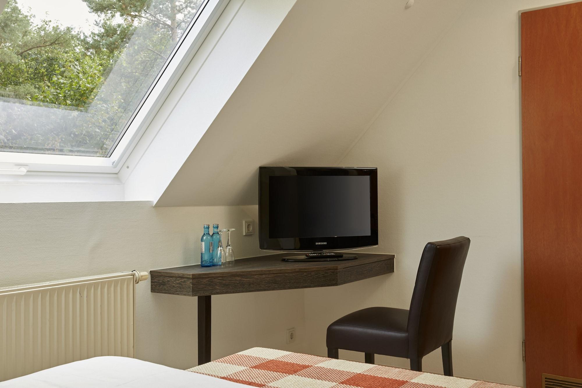 เอช+ โฮเทล เนือร์นแบร์ค Hotel Nuremberg ภายนอก รูปภาพ