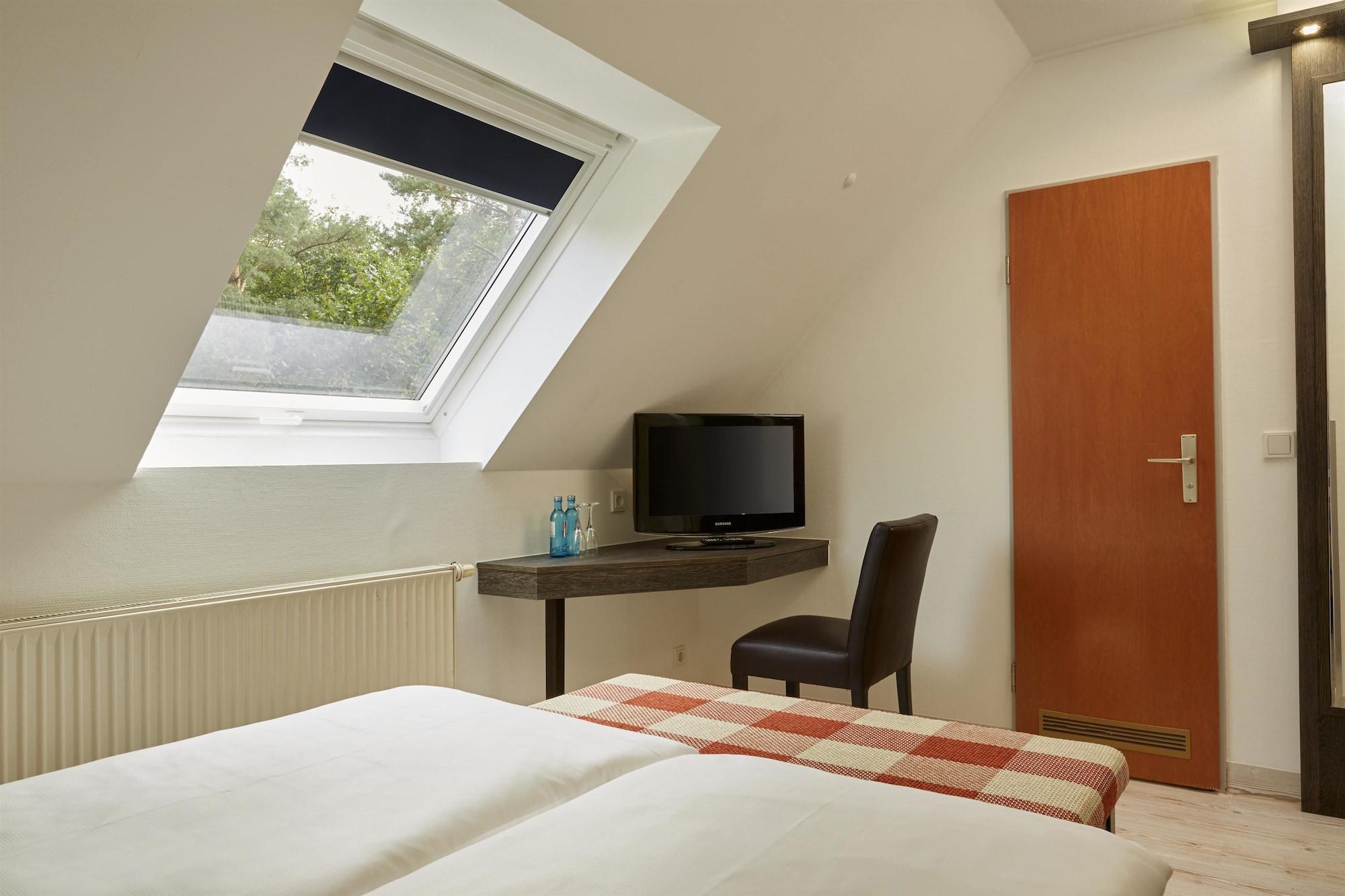 เอช+ โฮเทล เนือร์นแบร์ค Hotel Nuremberg ภายนอก รูปภาพ